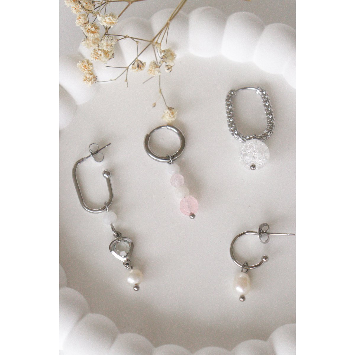 Pendientes de corazón de cristal, piedra lunar y perlas - plata