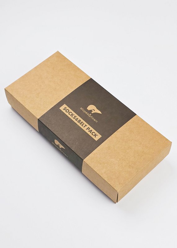 Geschenkdoos riem Ray en roze visgraatsokken