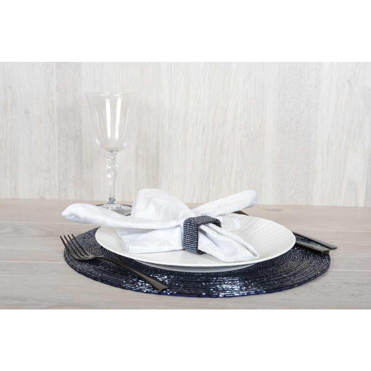 Conjunto de 4 rondas de perlas azul oscuro rectangular