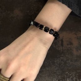 Bracciale a blocchi di ossidiana nera con bracciale rigido in bronzo