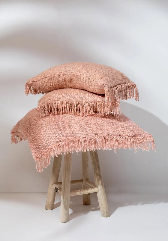 The Oh My Gee Kussenhoes - Zalmroze - 60x60