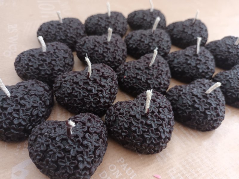 Heart Shaped Beeswax Tealight Candles - Black Color