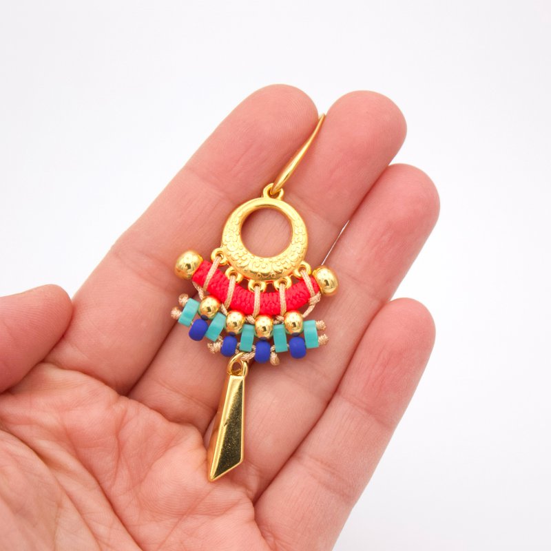 ATRATO colorful boho golden earrings with dagger pendants