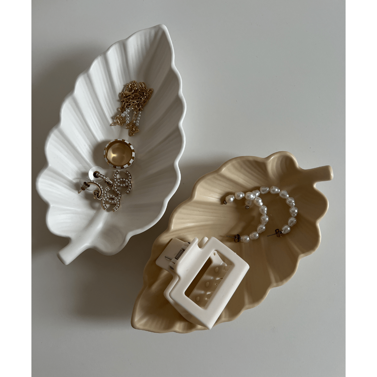 Blattschale Beige