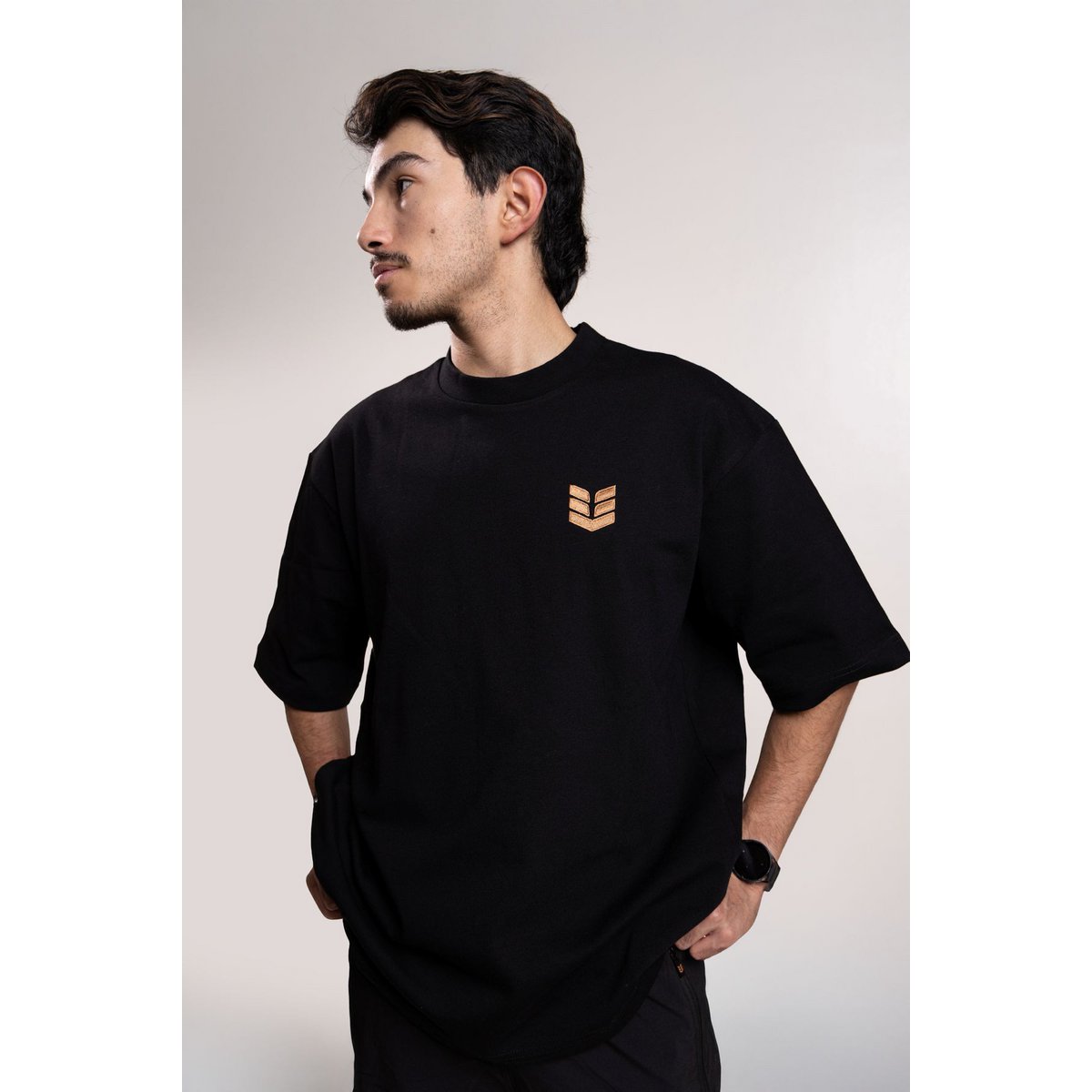 Empire Embodied Oversize T-Shirt Unisex – Nachhaltig, langlebig, hohe Wiederverkaufsrate, aus 340gsm (!) Bio-Baumwolle Sticklogo
