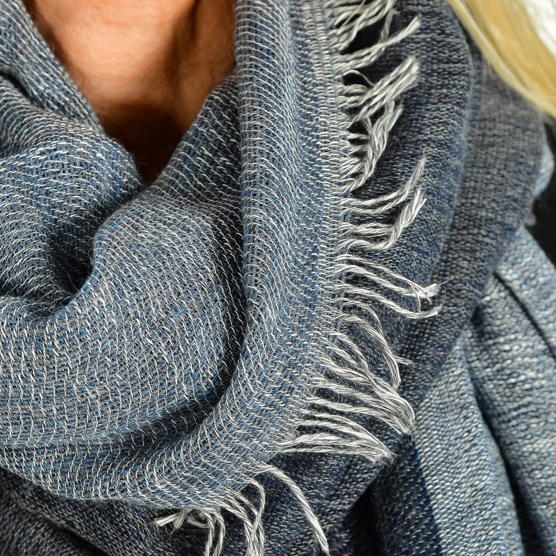 Florence Artegiani. Two-tone scarf scarf with double flap, modal and wool. Made in Italy.