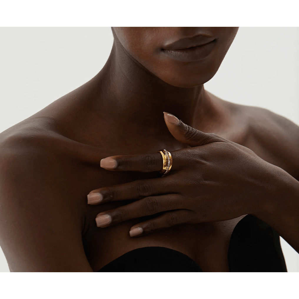 Romane - Wide Crystal Plain Gold Band