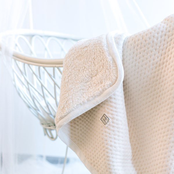 Kinderbettdecke Winter off white - Soft Dots
