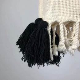 Pom Pom Cotton Weave Blanket