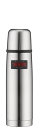 Stainless steel vacuum insulated beverage bottle with 0.50 l capacity, available in matte stainless steel and cranberry red polished finishes.