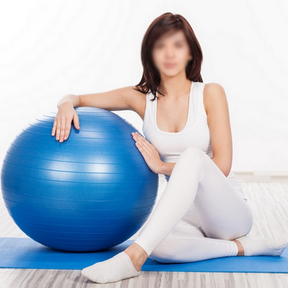 Yoga and Fitness Ball Size M 65 cm Blue - Pump Supplied - Resistant and Multipurpose - Gym Ball - Optimal Adhesion