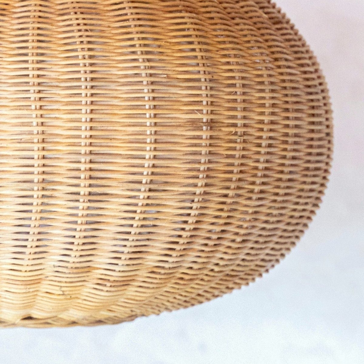 Lámpara de ratán grande - Luz de colgante boho redondo - Lámpara colgante de ratán hecha a mano - Sala de lámpara tejida de fibra natural (Ø 56 cm) Anjani
