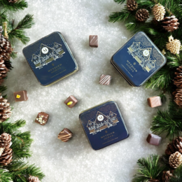 Maggiore Christmas Gingerbread Chocolates Tin - Navy