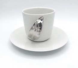 Follium Platin con piattino; Tazza 220ml ø:8,5cm d:9,5cm h:8cm Porcellana fatta a mano
