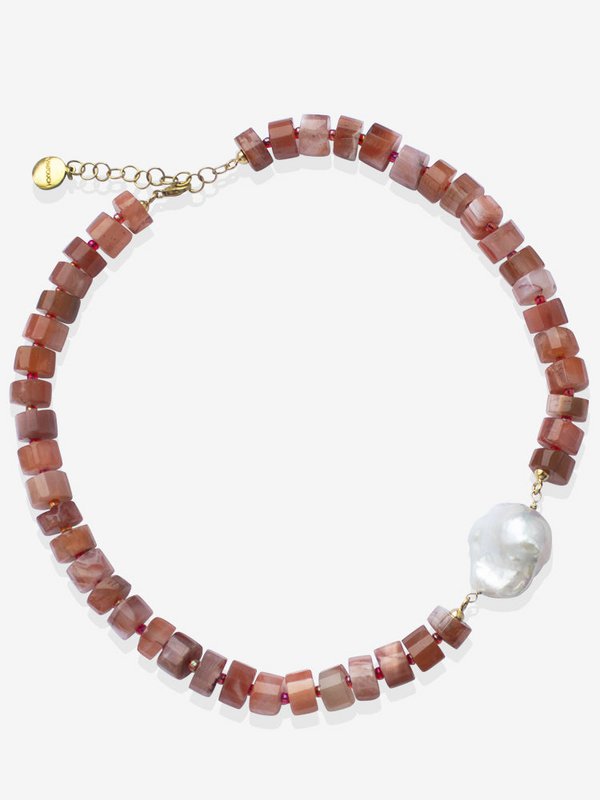 Demeter-Halskette mit orangefarbenem Achat und Perlen