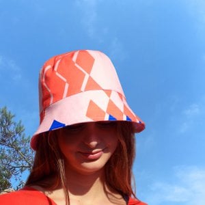 Bucket hat, DIAMONDS, pink
