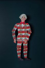 Warhol corta y hace títeres