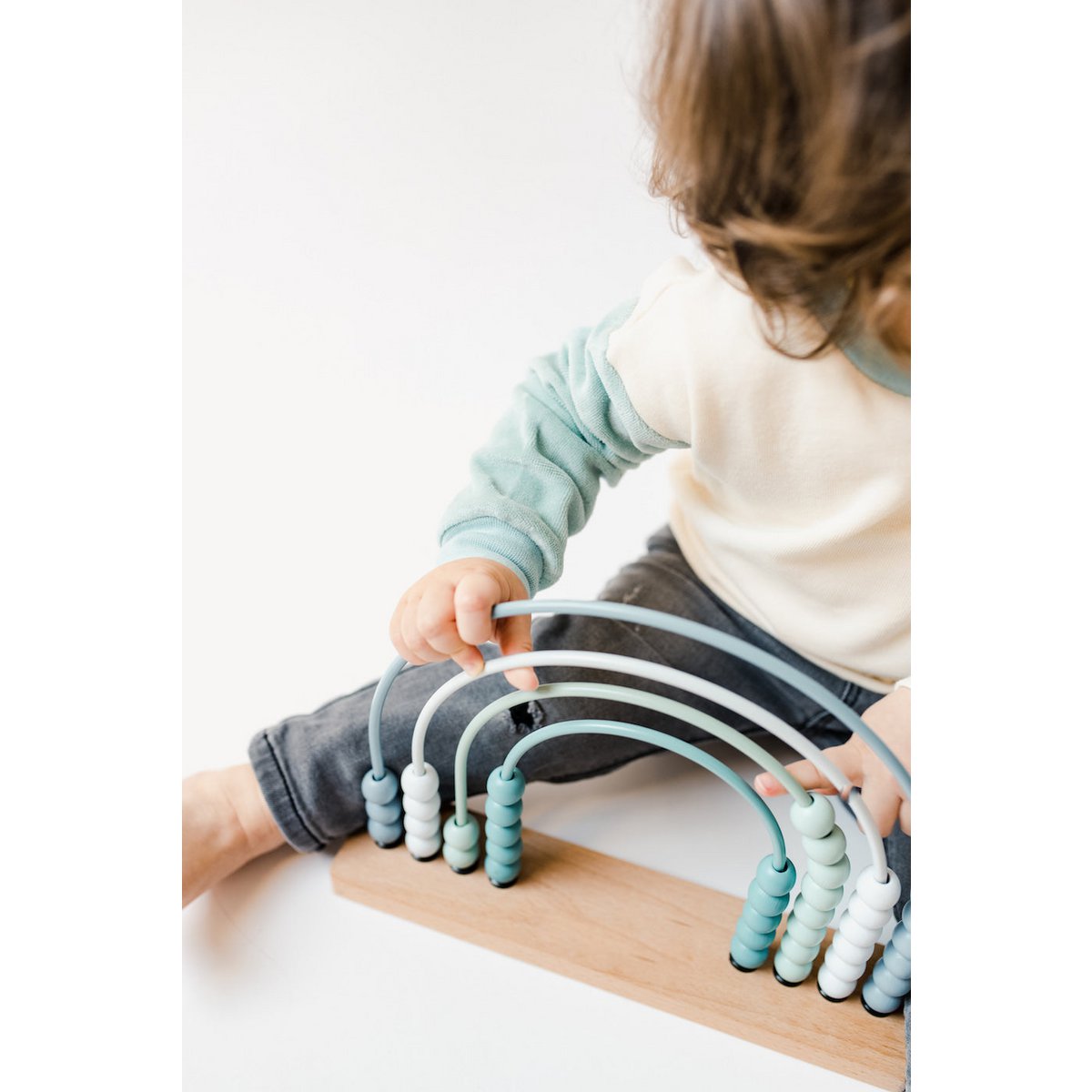 *Bestseller* Duurzame babytrui met kleurvlakken | Ecru met Aqua-arm | 100% GOTS-gecertificeerd biologisch katoen