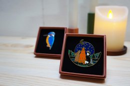 Stars watch brooch