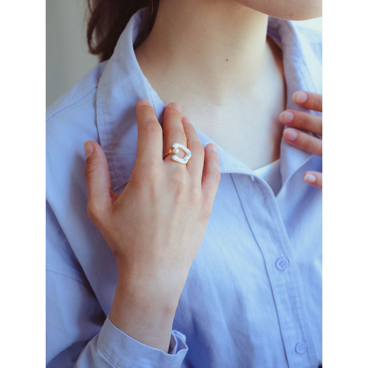 Varia Flower Ring - Pearl - Silver Blue
