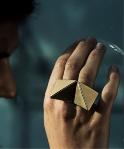 ORIGAMI zwei Finger klingeln