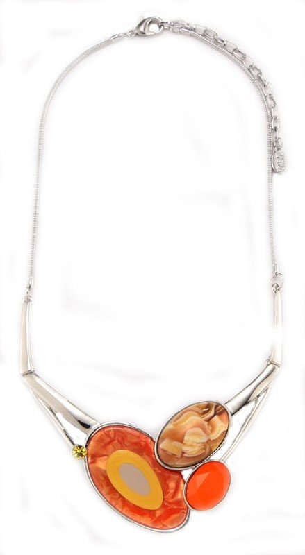 Metal design necklace with rhodium plating