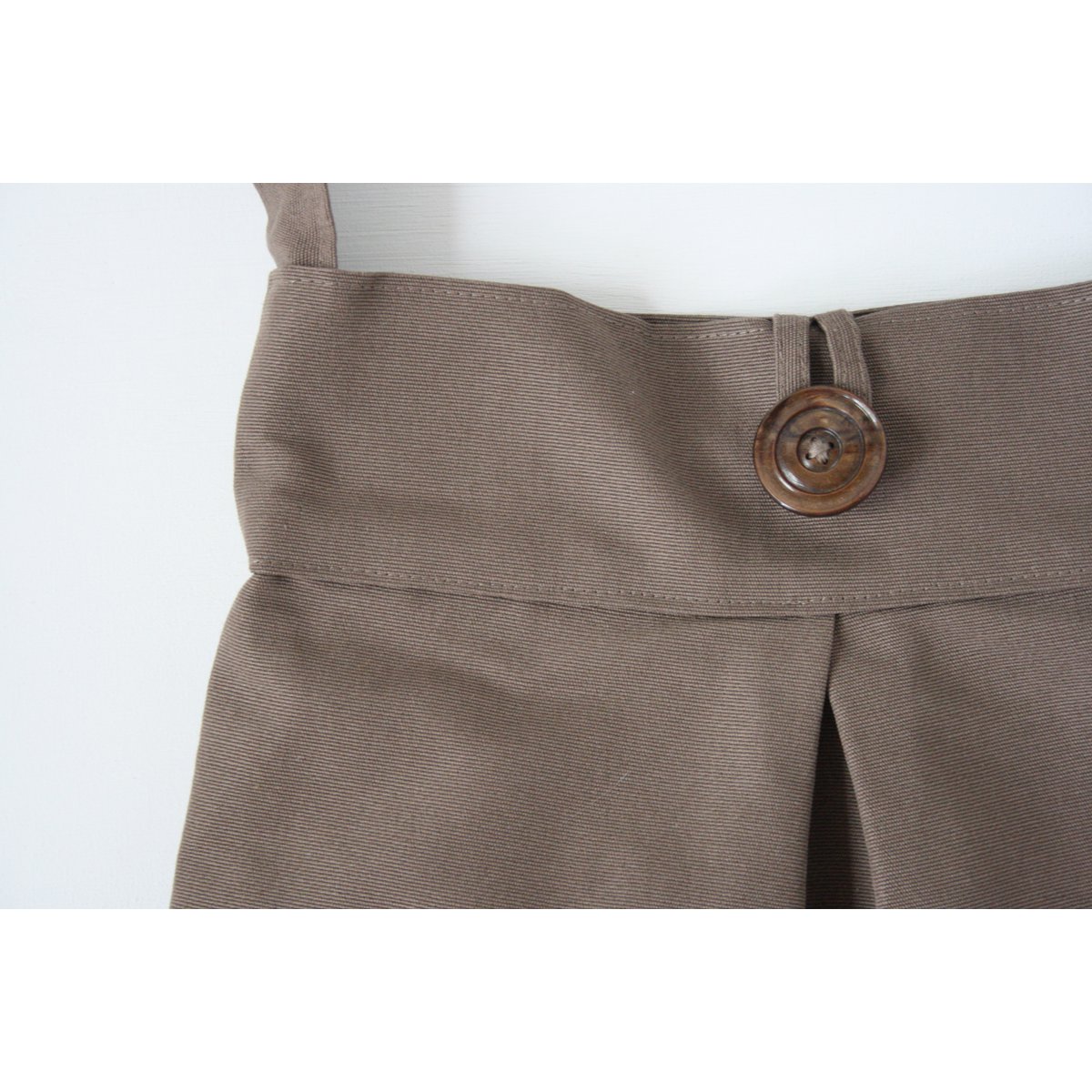 Brown shoulder bag