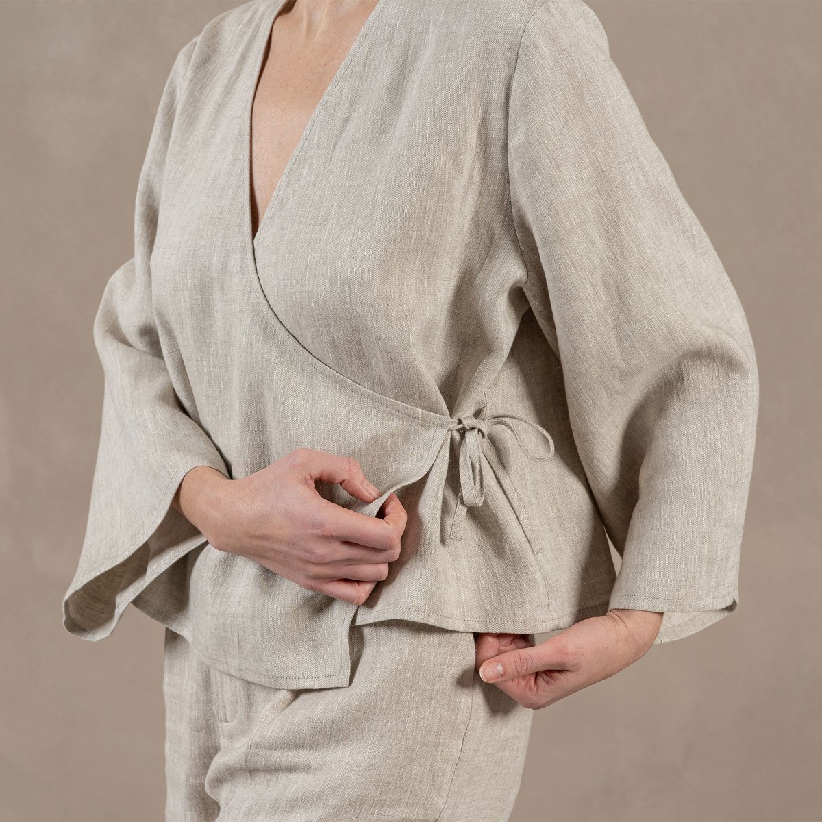 Top cruzado de lino Thea