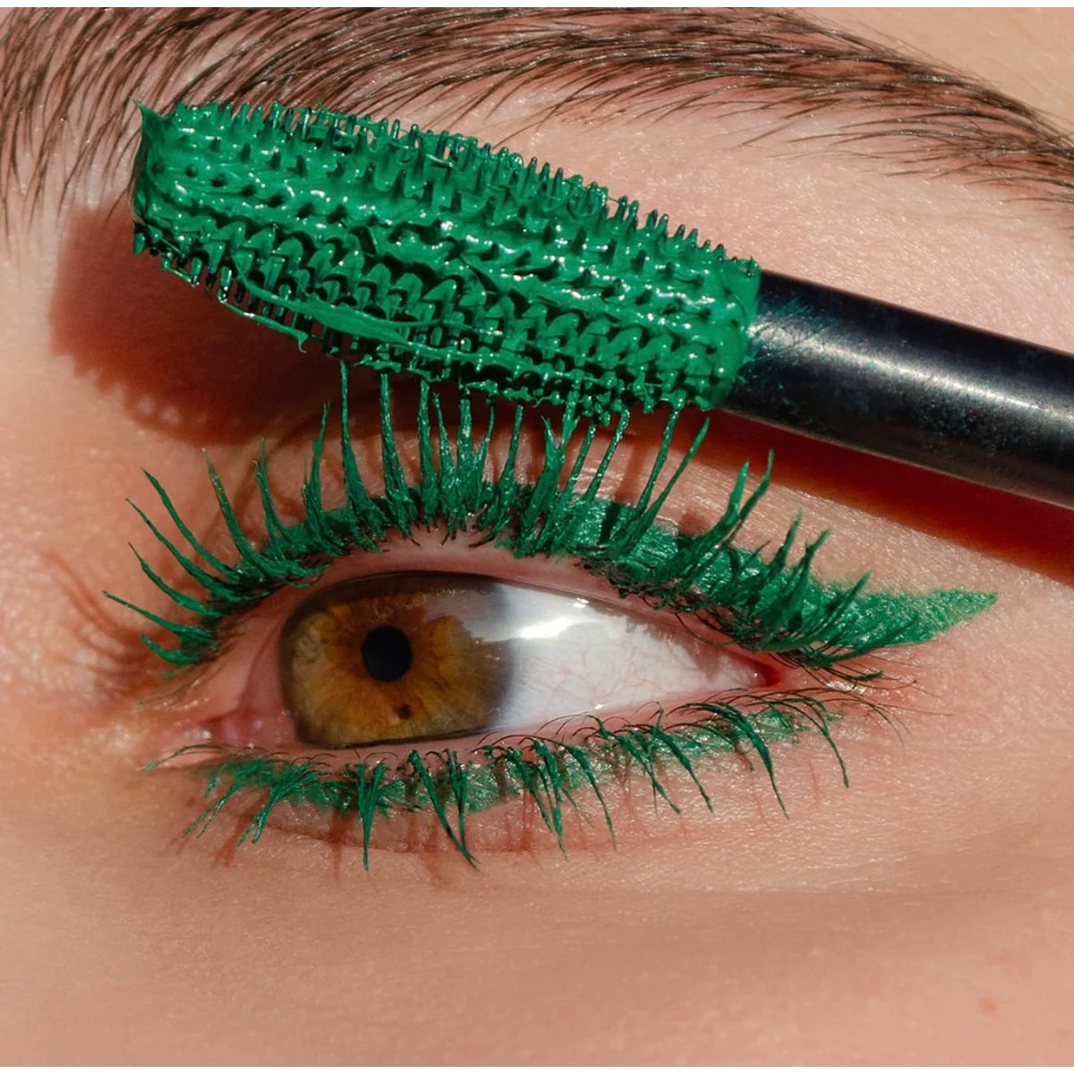 Fir green mascara