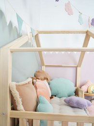Velvet Wolkenkussen voor babykamer "Paars"