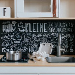 Folia do tablicy i tylny panel do kuchni dziecięcej IKEA