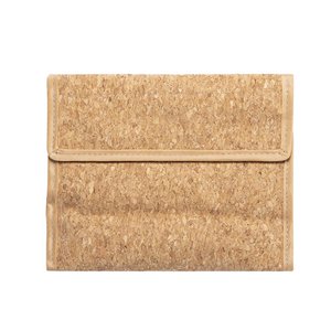 COOLER MADE OF NATURAL CORK, WITH LIQUID COOLANT INSIDE AND WATERTIGHT FINISH. WITH ADJUSTABLE VELCRO CLOSURE, FOR BOTTLES UP TO 11CM DIAMETER AT THE BASE.