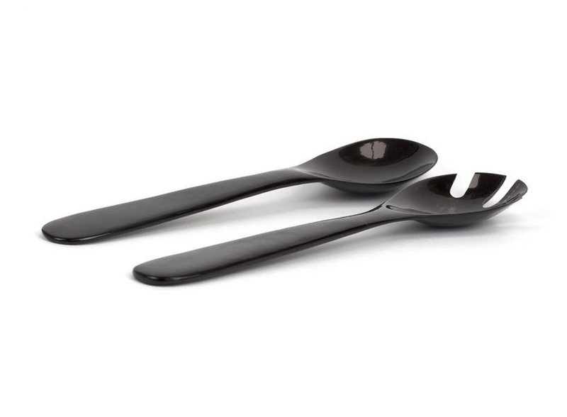Petits couverts en corne noire et blonde