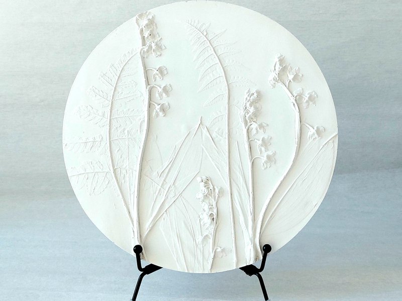 Wall object, wall decor, round picture, relief picture, white, plaster, 22cm