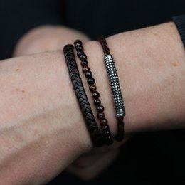 Frank 1967 7FB-0543 Lederarmband – Herren – 2 Stränge – geflochtenes Leder – rote Tigeraugenperlen – 4 mm Durchmesser – Leder – 21 cm – zusätzliches Glied im Verschluss – Schwarz – Dunkelbraun – Silberfarben