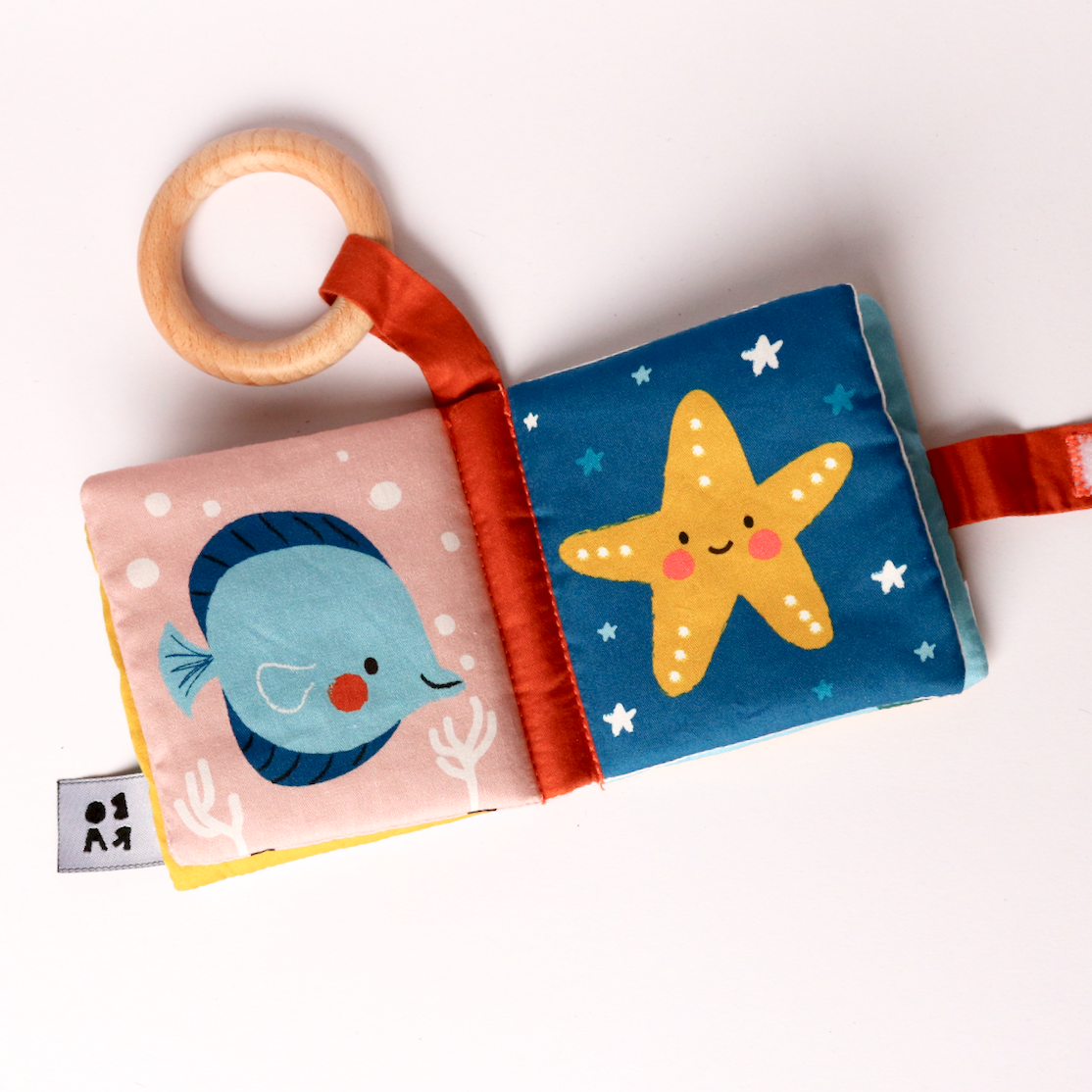 Teething ring book - Sea
