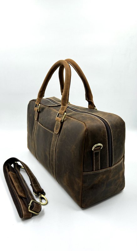 Håndlavet brun "Hunter" læder rejsetaske – Artisan 46 cm kompakt weekender med indvendig skillevæg
