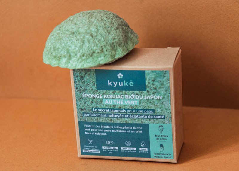 Biologische Japanse Konjacspons met groene thee
