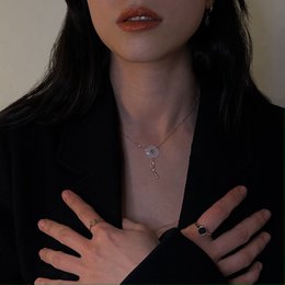 Anillo luna en jade