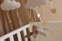 Handgemaakte Walvisballonnen Muziekmobiel - Boxmobiel - Baby mobile - mobile wickeltisch