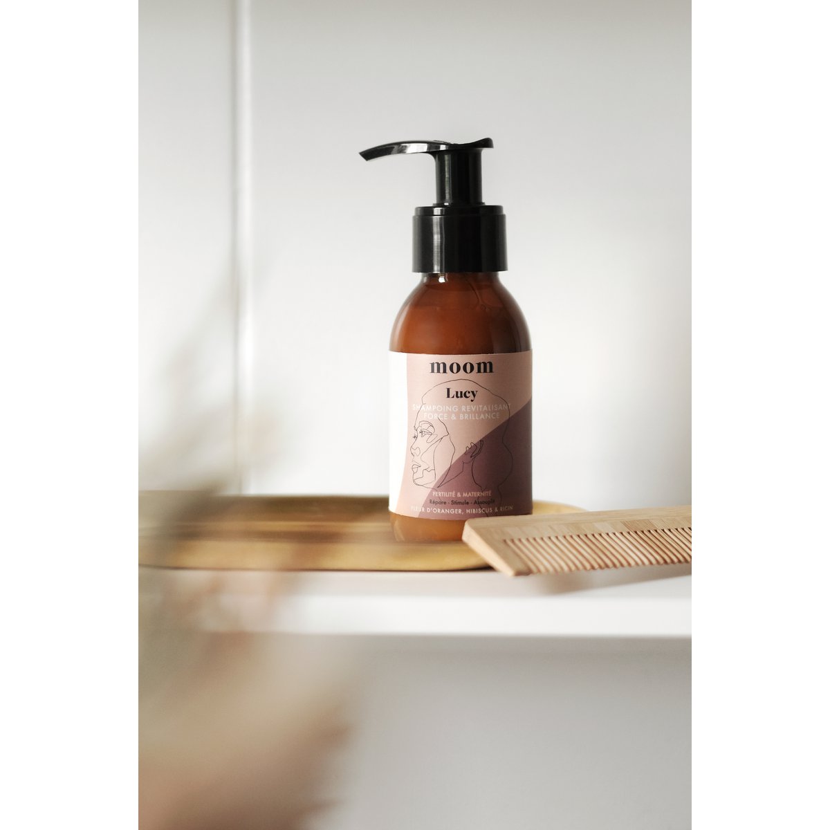 Lucy - Organic strength & shine revitalizing shampoo