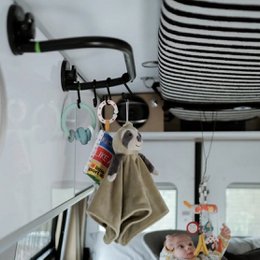 goDry Hanger – Multifunction Outdoor Suction Hook for Van, Rooftop Tent & Water Sports