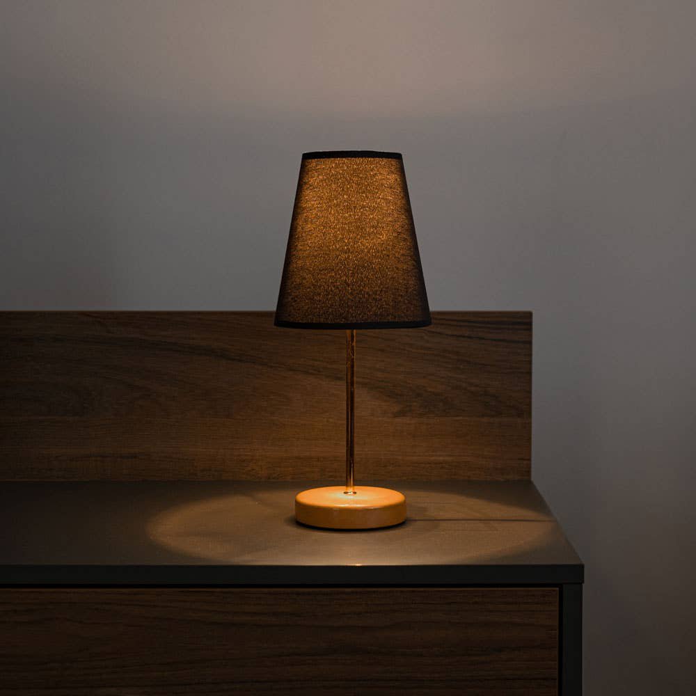 Pata de madera Pantalla Lámpara de mesa Cabeza negra Cuerpo dorado
