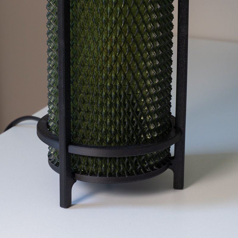 Oliven PRISM lampe – moderne geometrisk skærm, genanvendt PETG, omgivende belysning, E14