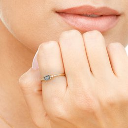 Pierścionek London Blue Topaz, 14-karatowe żółte złoto