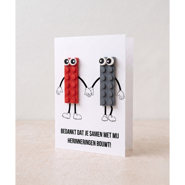 Cartolina postale Building Memories – Mattone da costruzione