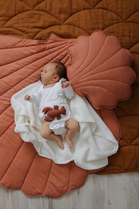 Lniana mata na muszli „Papaja”
