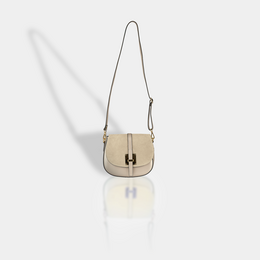 Bolso de hombro "Myun" hecho de cuero genuino