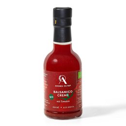 Organic balsamic cream with tomatoes, 200 ml glass bottle or 500 ml plastic bottle, made with high-quality ingredients.