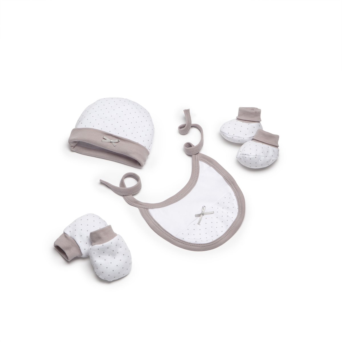 SET 4 STUKS (MUTS+HANDSCHOENEN+SLABBER+SOKKEN) VOOR NIEUWBORGEN (0-6 MAANDEN) - 100% KATOEN - MOD. BEIGE
